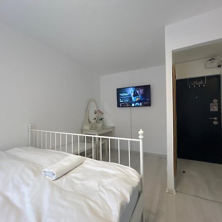 Apartmán Piata Sudului Host Bukurešť Exteriér fotografie