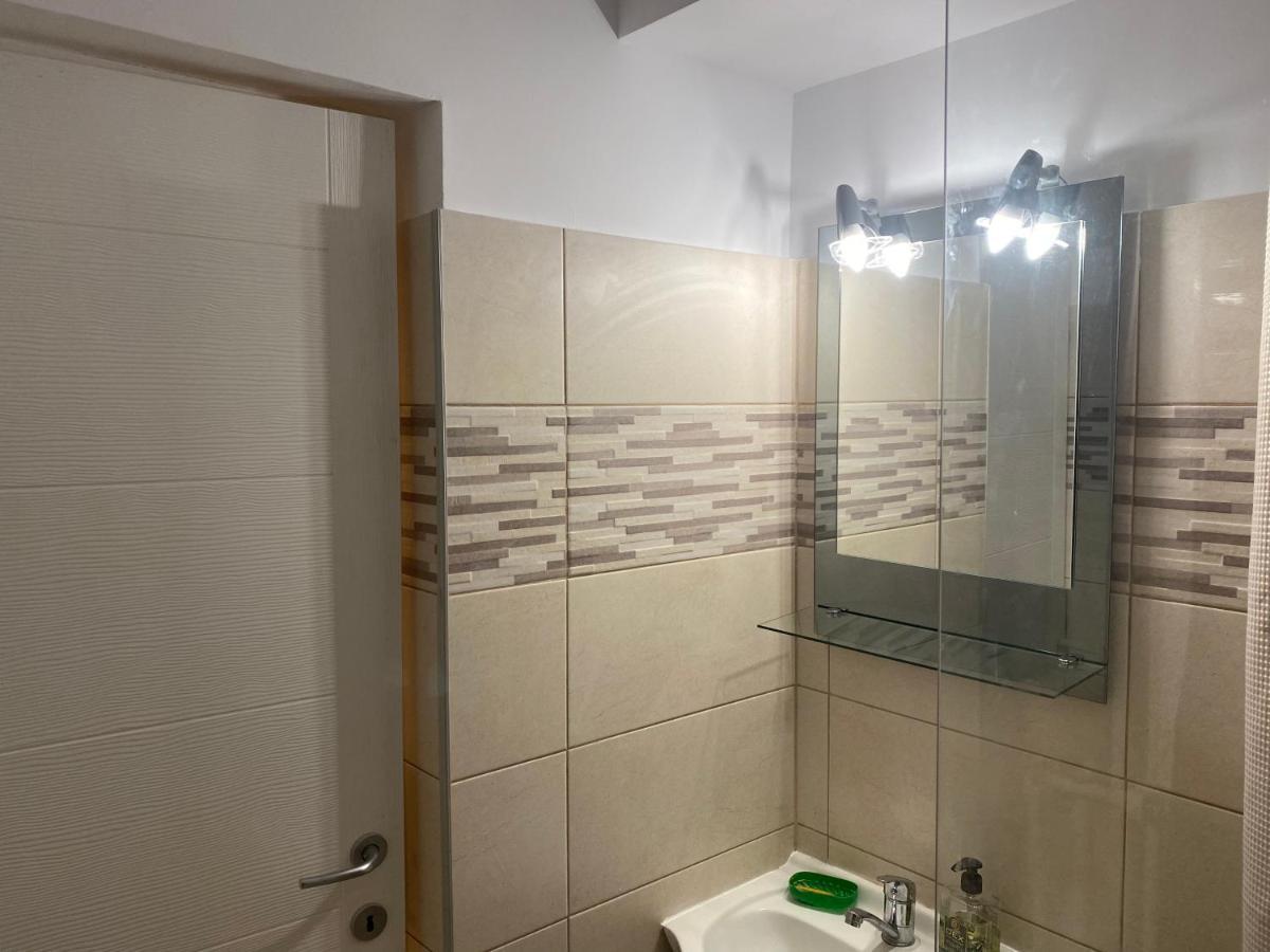 Apartmán Piata Sudului Host Bukurešť Exteriér fotografie
